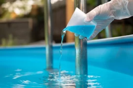 Swimming pool cleaning near Jumeirah Island 055311