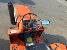  جرار Kubota B1702 