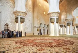 Expertly Crafted Mosque Carpets in Abu Dhabi 