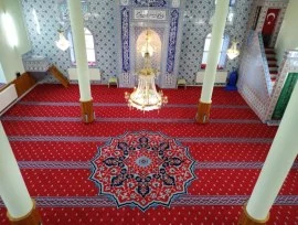 Expertly Crafted Mosque Carpets in Abu Dhabi 